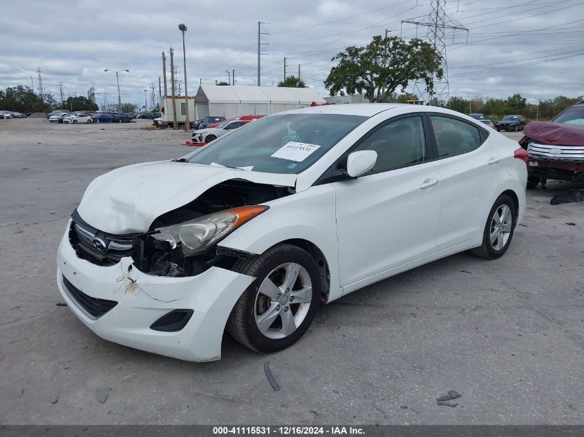 VIN 5NPDH4AE7DH268208 2013 Hyundai Elantra, Gls no.2