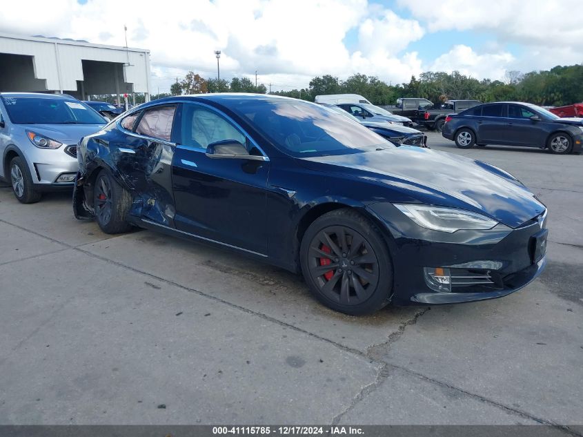 VIN 5YJSA1E25JF268230 2018 TESLA MODEL S no.1