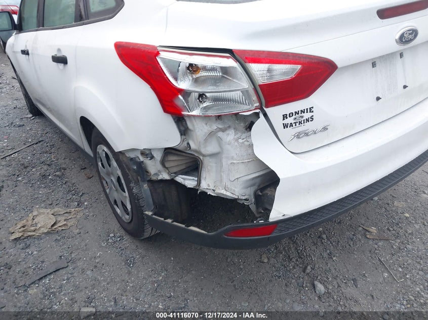 2012 FORD FOCUS VIN: 1FAHP3E21CL318289