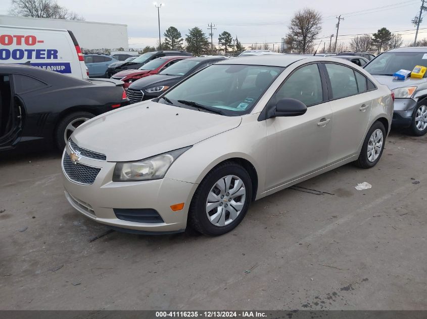 VIN 1G1PA5SH4E7177427 2014 CHEVROLET CRUZE no.2