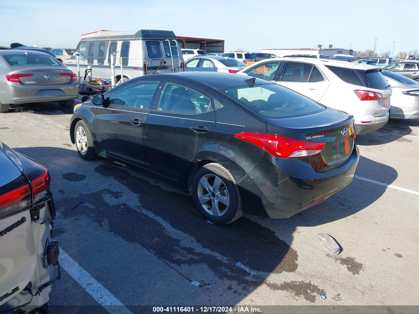 2013 HYUNDAI ELANTRA VIN: 5NPDH4AE1DH295663