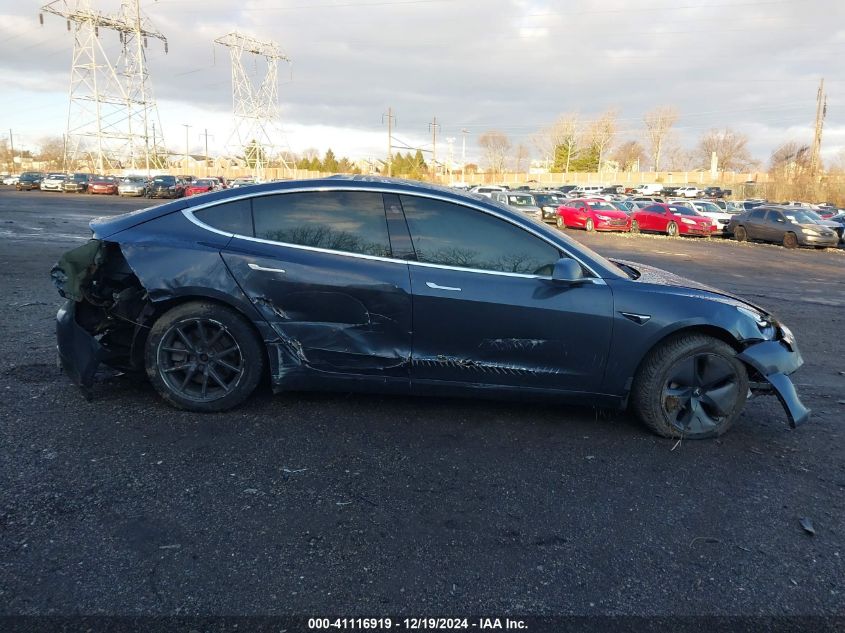 2018 Tesla Model 3 Long Range/Mid Range VIN: 5YJ3E1EA2JF028231 Lot: 41116919