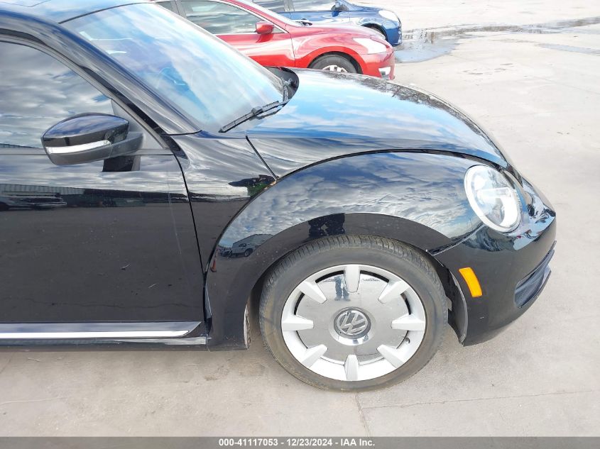 VIN 3VWJ07AT5GM616089 2016 VOLKSWAGEN BEETLE no.18