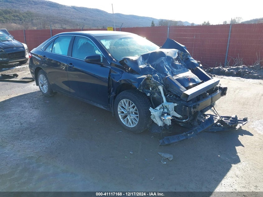 TOYOTA CAMRY LE 2017