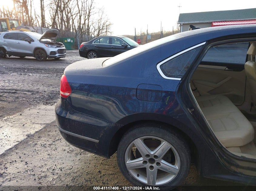 2013 VOLKSWAGEN PASSAT VIN: 1VWBN7A3XDC083546