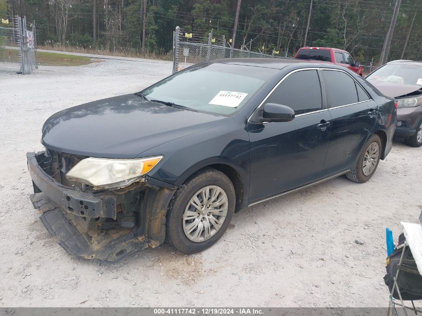 VIN 4T1BF1FKXEU367439 2014 Toyota Camry, LE no.2