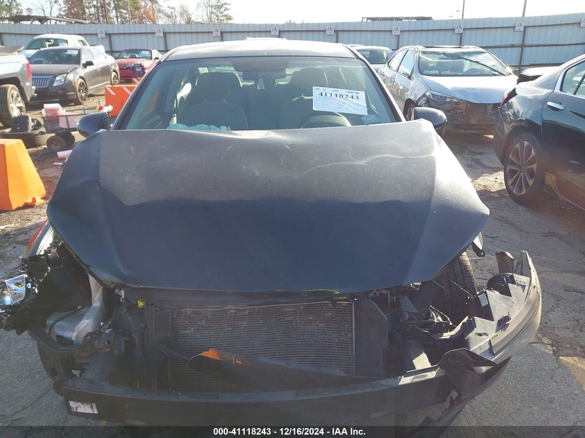 2018 HYUNDAI ELANTRA VIN: 5NPD84LF1JH259280