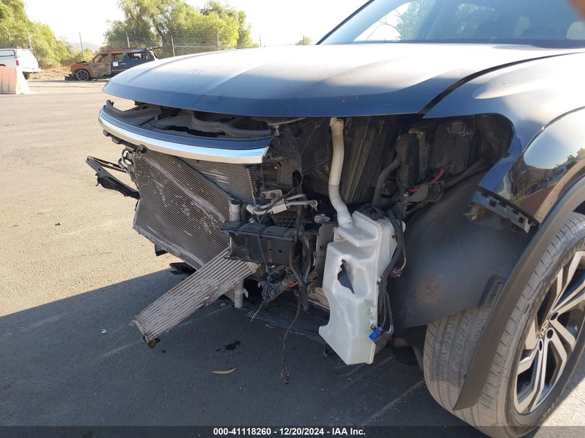 VIN 1V2TR2CA4MC517064 2021 VOLKSWAGEN ATLAS 3.6L V6 SEL PREMIUM