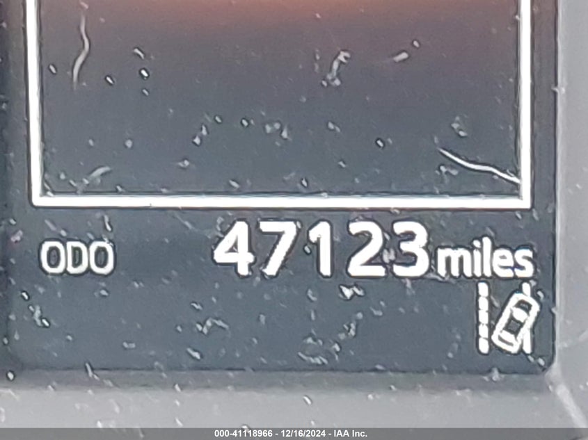 2018 TOYOTA RAV4 LE - 2T3ZFREV0JW470119