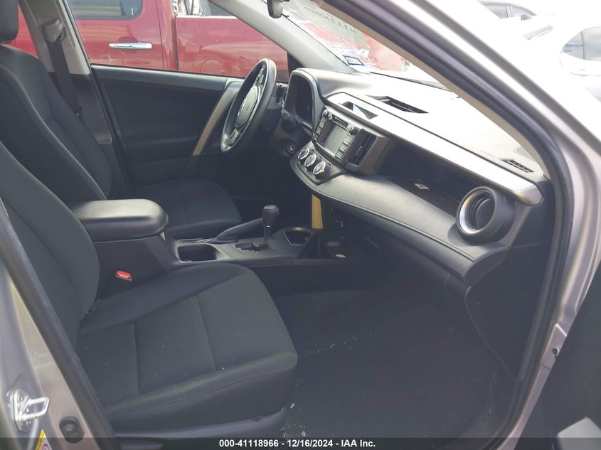 2018 TOYOTA RAV4 LE - 2T3ZFREV0JW470119