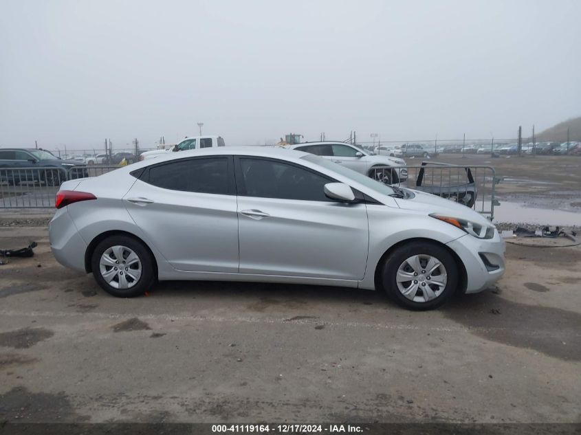 VIN 5NPDH4AE4GH709698 2016 Hyundai Elantra, SE no.12