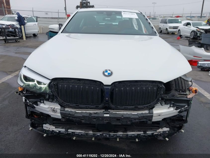 VIN WBAJS1C06LWW79027 2020 BMW 540I no.13