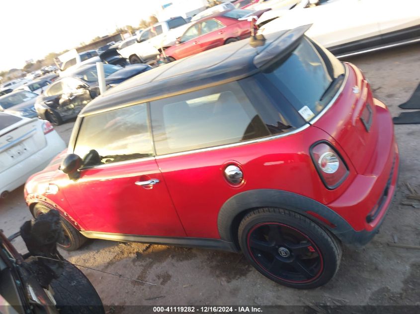 2013 MINI HARDTOP VIN: WMWSV3C57DT393130