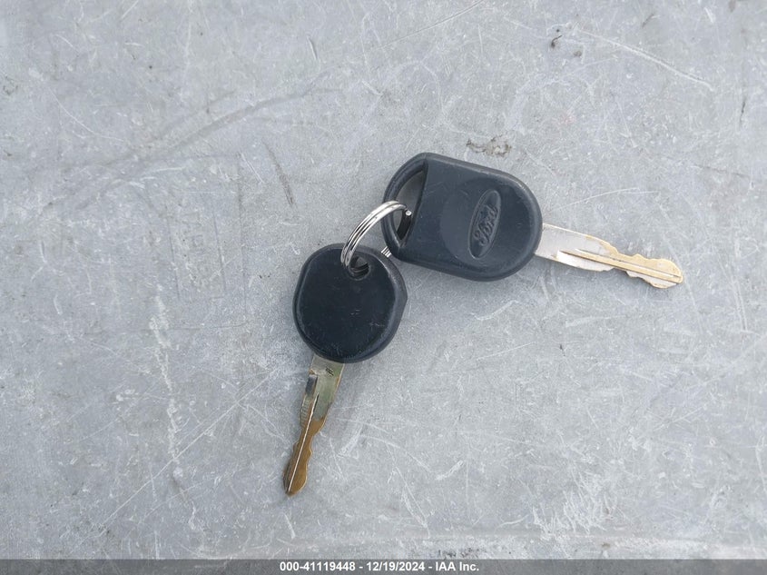 2008 FORD FOCUS VIN: 1FAHP34N68W150571