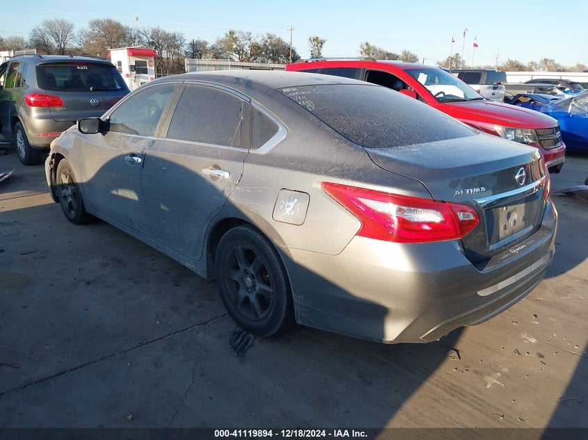 2017 NISSAN ALTIMA VIN: 1N4AL3AP1HN343879