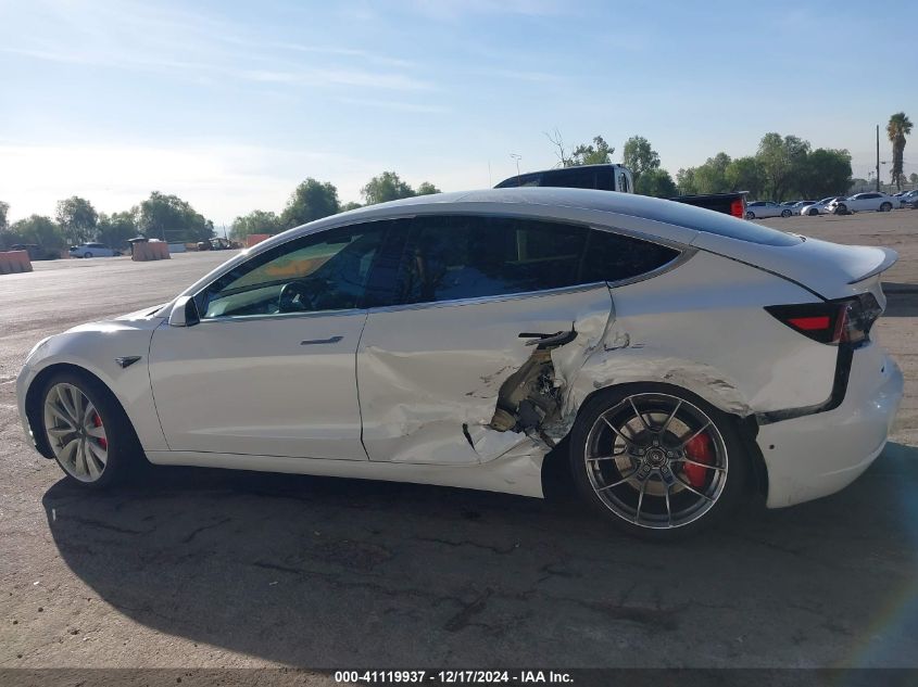 2018 Tesla Model 3 Long Range/Performance VIN: 5YJ3E1EB5JF084379 Lot: 41119937