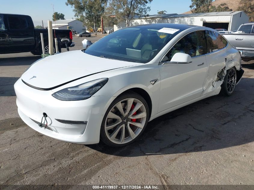 2018 Tesla Model 3 Long Range/Performance VIN: 5YJ3E1EB5JF084379 Lot: 41119937