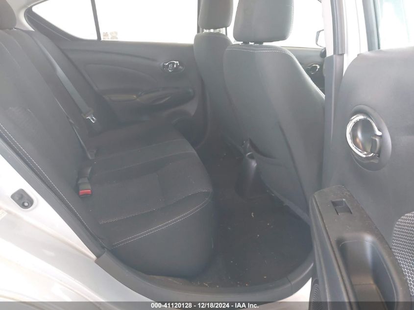 VIN 3N1CN7APXKL867837 2019 Nissan Versa, 1.6 SV no.8