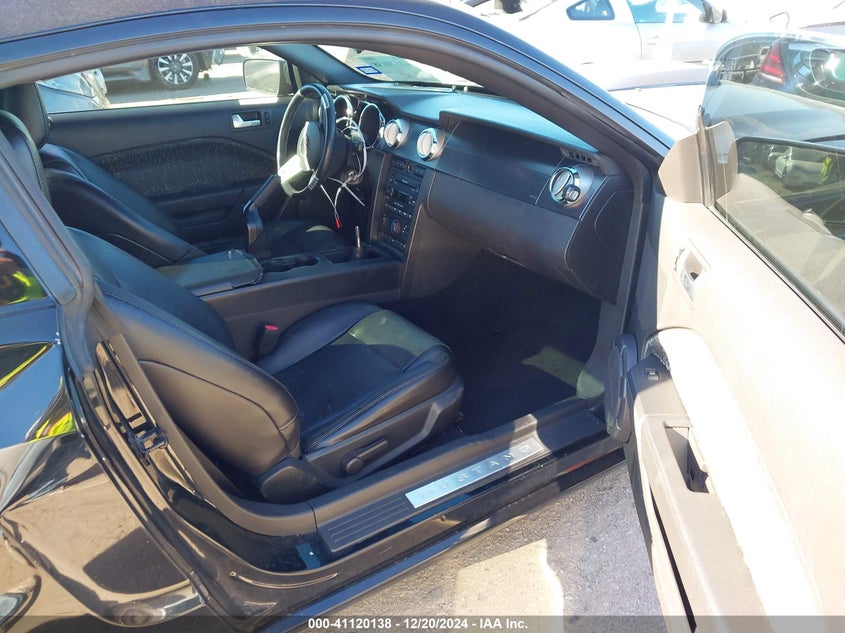 2007 FORD MUSTANG VIN: 1ZVFT82H375262799