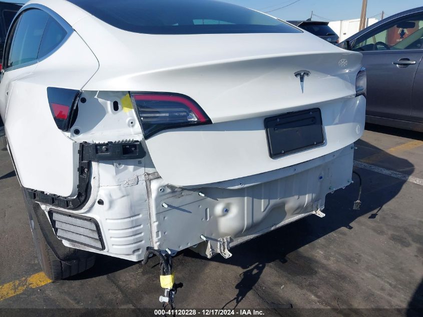 2020 Tesla Model 3 Standard Range Plus Rear-Wheel Drive/Standard Range Rear-Wheel Drive VIN: 5YJ3E1EA9LF633043 Lot: 41120228