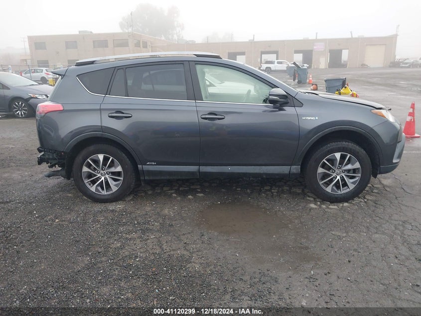 2018 TOYOTA RAV4 HYBRID LE - JTMRJREVXJD237716