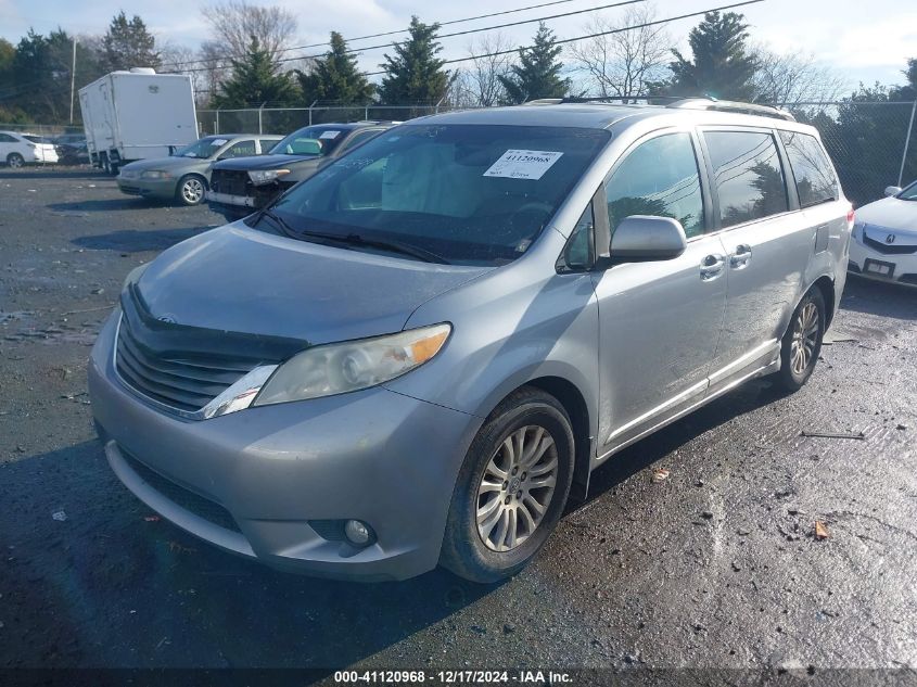 VIN 5TDYK3DC9DS371938 2013 TOYOTA SIENNA no.2