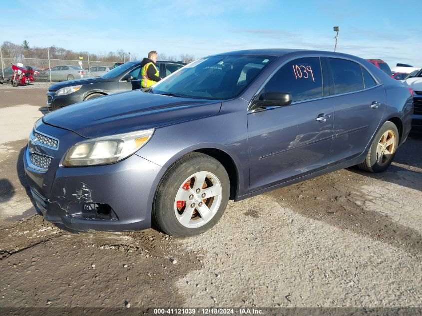 VIN 1G11B5SA8DF168465 2013 CHEVROLET MALIBU no.2