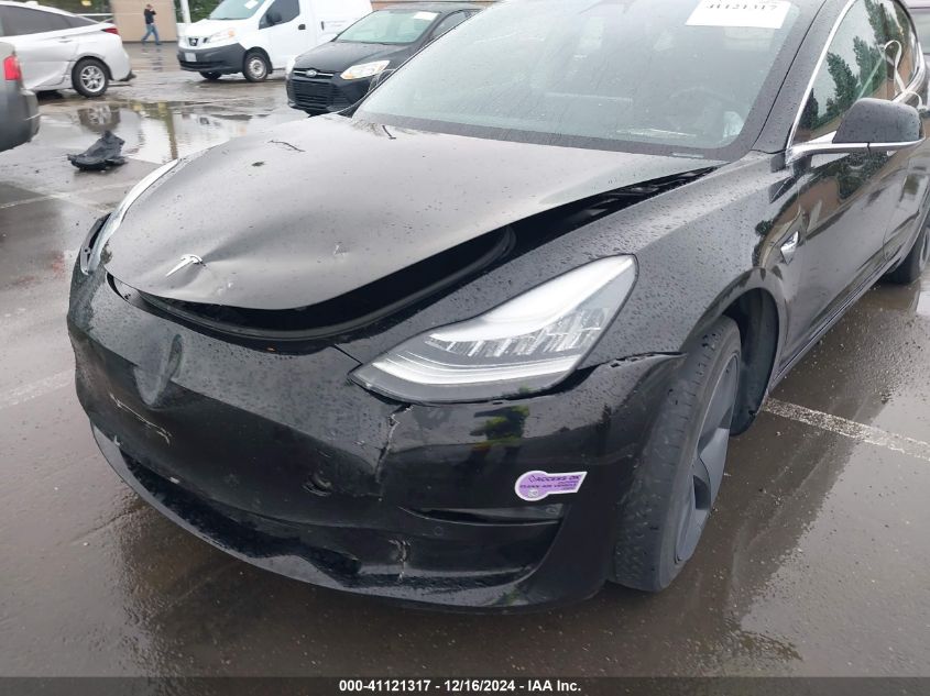 2018 Tesla Model 3 Long Range/Mid Range VIN: 5YJ3E1EA2JF152077 Lot: 41121317