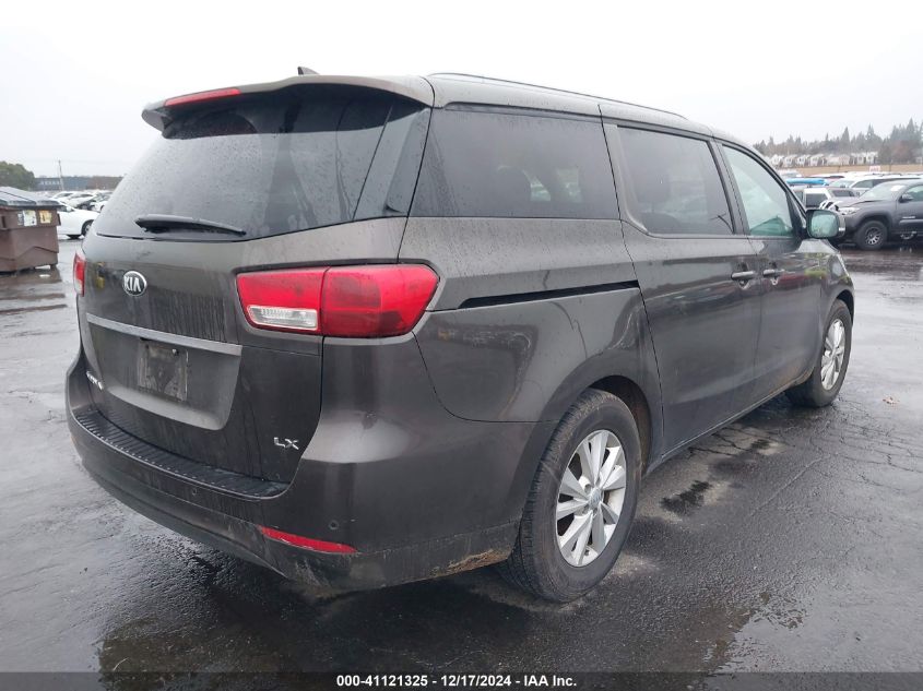 VIN KNDMB5C11H6330896 2017 KIA Sedona, LX no.4