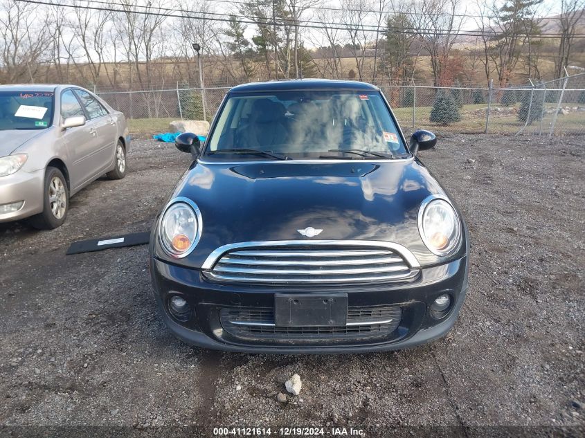 2013 Mini Hardtop Cooper VIN: WMWSU3C54DT690536 Lot: 41121614