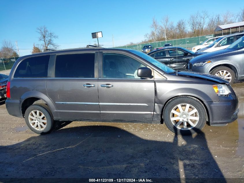 VIN 2C4RC1BGXGR127904 2016 Chrysler Town and Countr... no.13