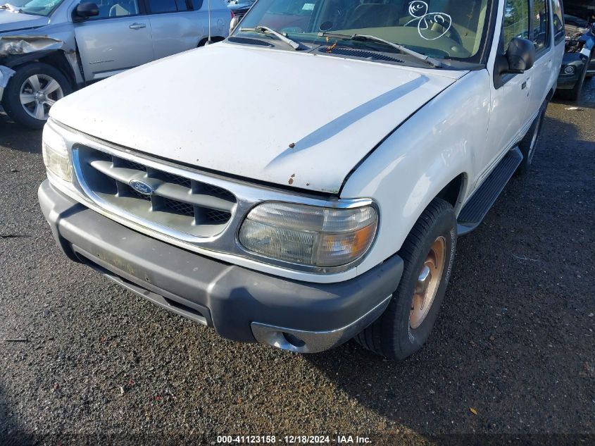 1999 Ford Explorer Eddie Bauer/Limited/Xlt VIN: 1FMDU34E1XUA20737 Lot: 41123158