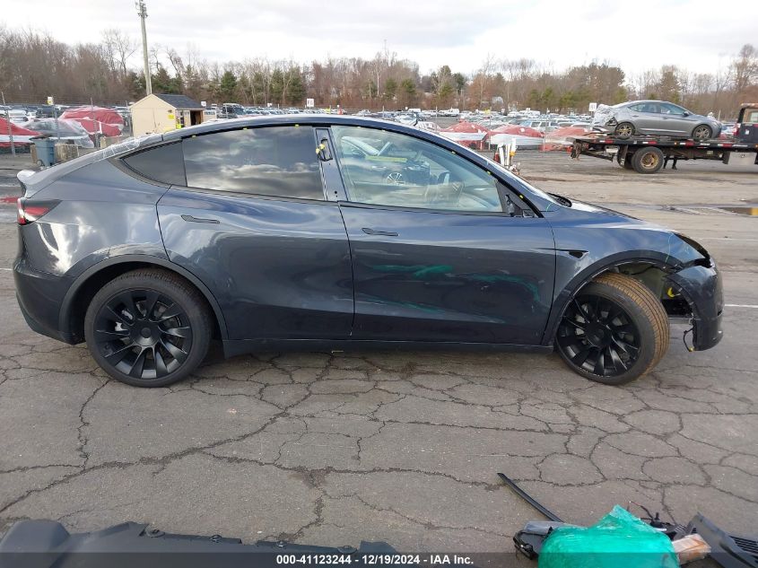 2024 TESLA MODEL Y LONG RANGE DUAL MOTOR ALL-WHEEL DRIVE - 7SAYGDEE2RA233127