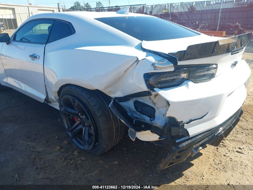 2019 CHEVROLET CAMARO SS - 1G1FE1R76K0144228