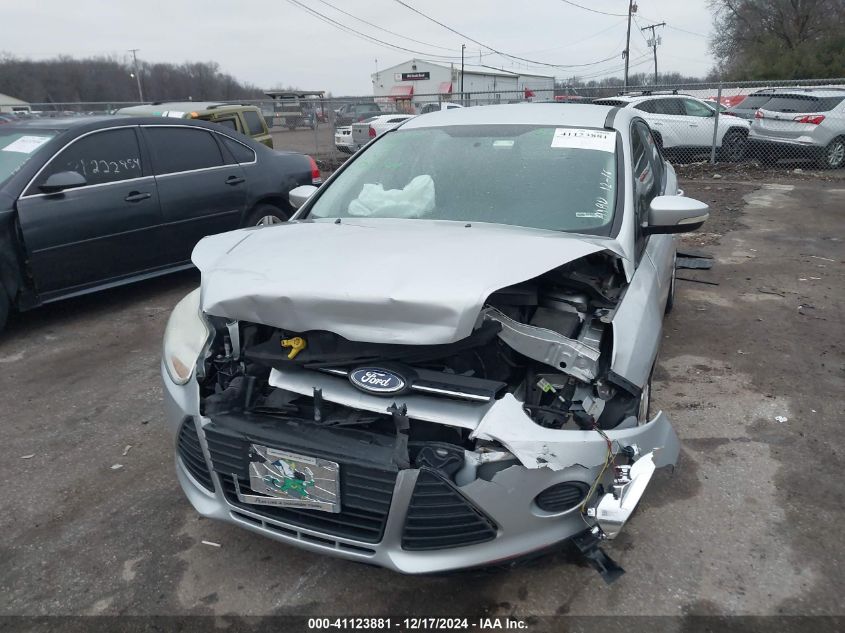 VIN 1FADP3F24EL364490 2014 FORD FOCUS no.2