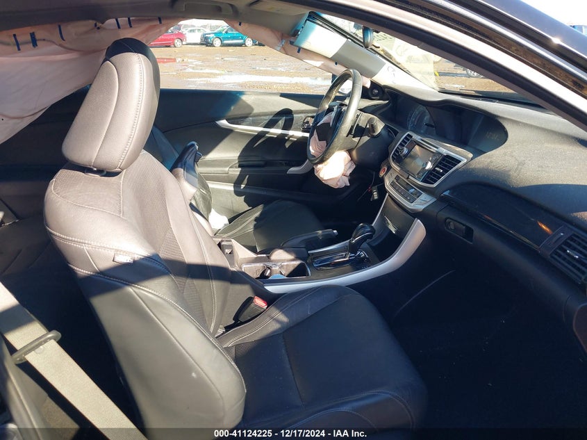 2013 HONDA ACCORD VIN: 1HGCT2B8XDA004612