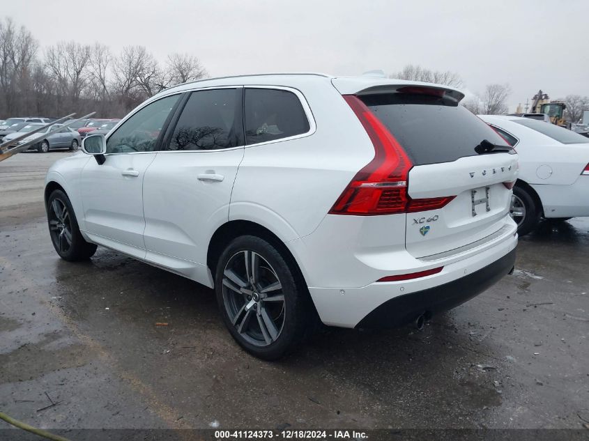 VIN LYV102RK1JB114100 2018 Volvo XC60, T5 Momentum no.3