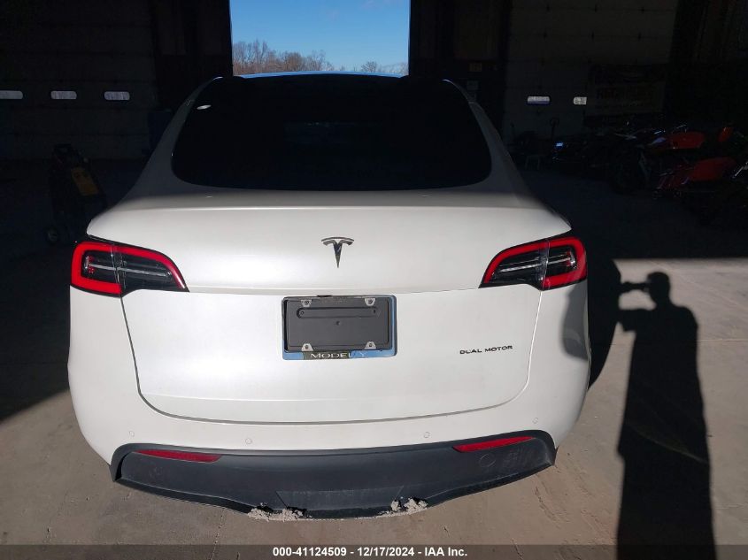 2020 Tesla Model Y Long Range Dual Motor All-Wheel Drive VIN: 5YJYGDEE4LF035284 Lot: 41124509