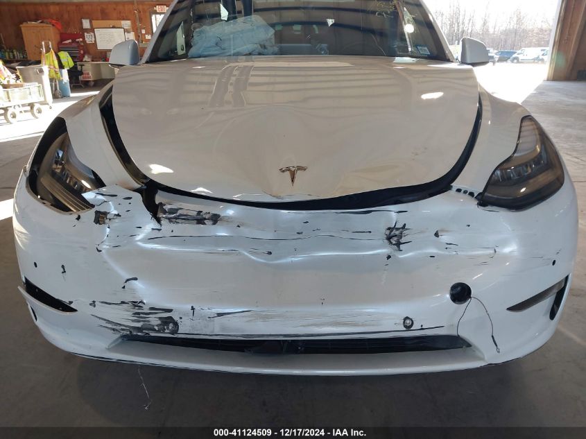 2020 Tesla Model Y Long Range Dual Motor All-Wheel Drive VIN: 5YJYGDEE4LF035284 Lot: 41124509