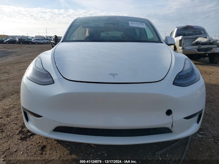 2022 Tesla Model Y Performance Dual Motor All-Wheel Drive VIN: 7SAYGDEF6NF530214 Lot: 41124578