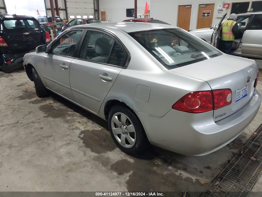 2008 KIA OPTIMA VIN: KNAGE123485250625