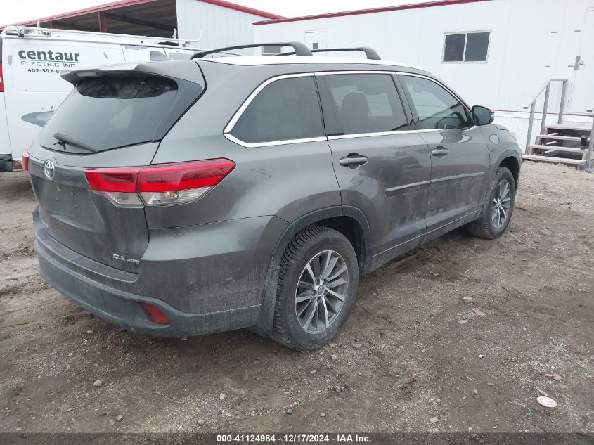 VIN 5TDJZRFH4HS403645 2017 Toyota Highlander, Xle no.4