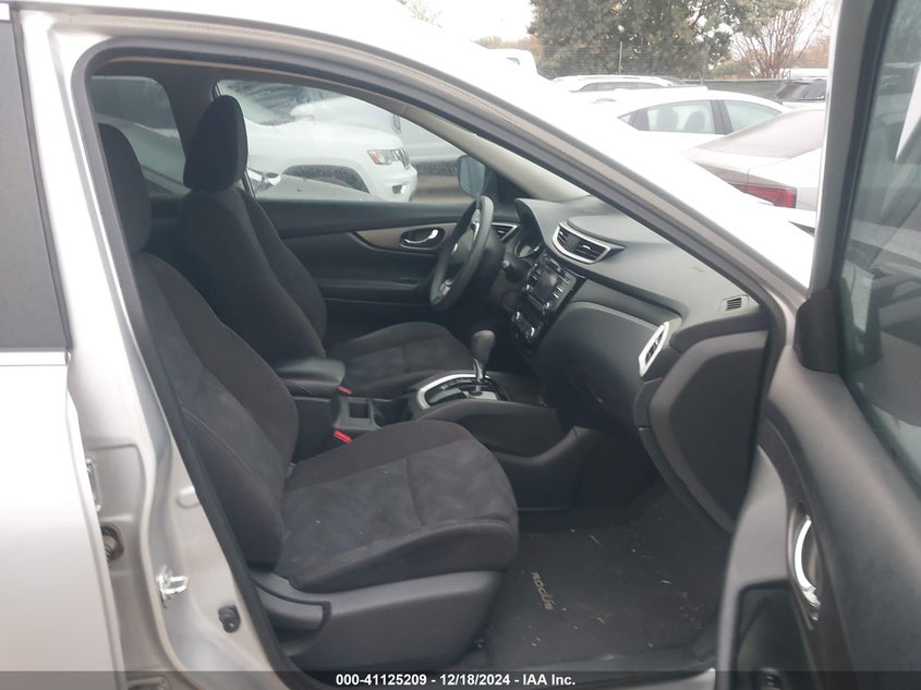 2015 NISSAN ROGUE SV - KNMAT2MT2FP554295