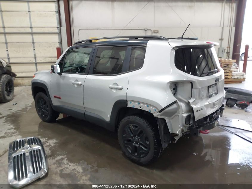 VIN ZACCJBCBXJPG61145 2018 JEEP RENEGADE no.3