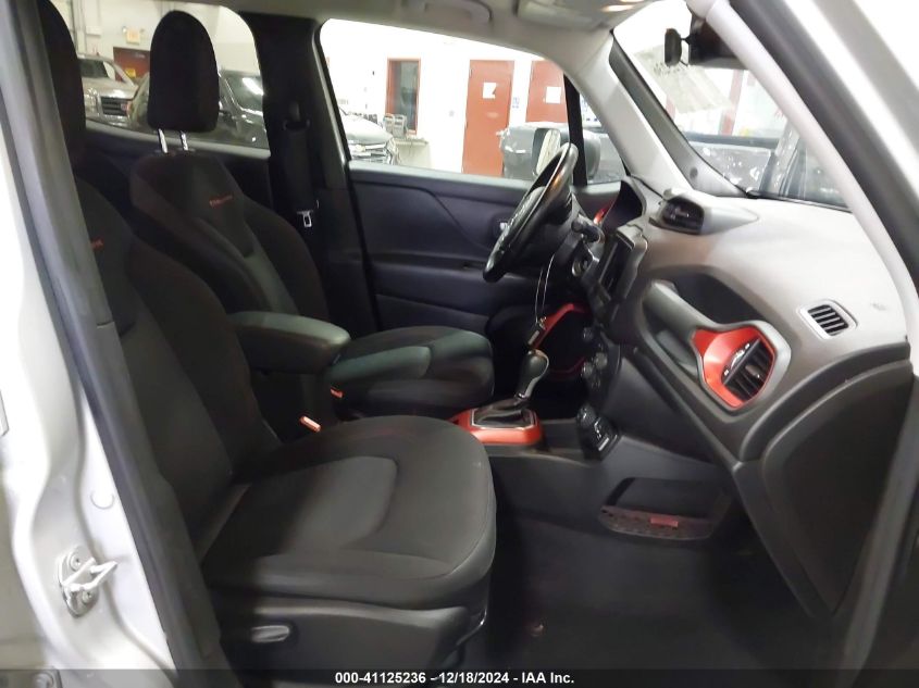 VIN ZACCJBCBXJPG61145 2018 JEEP RENEGADE no.5