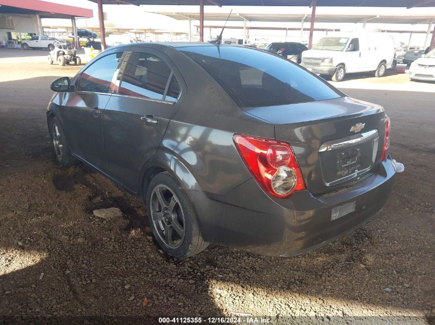 VIN 1G1JC5SH2D4252402 2013 CHEVROLET SONIC no.3