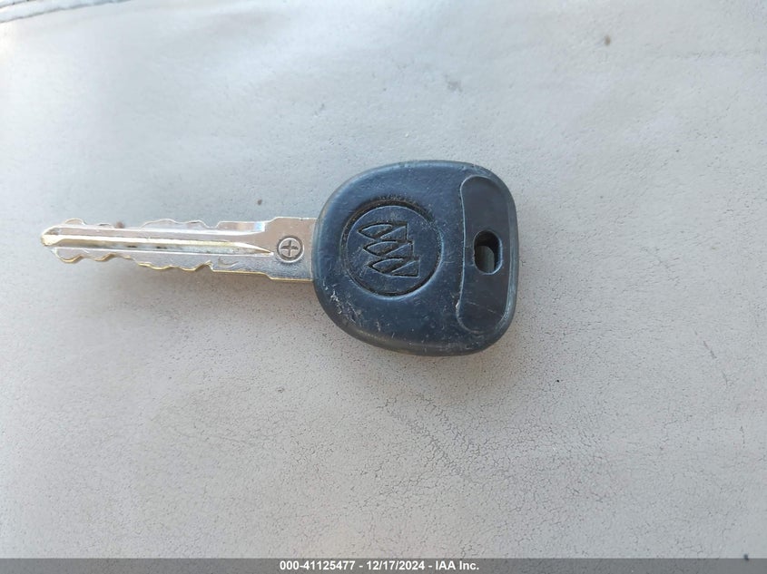 2006 BUICK LUCERNE VIN: 1G4HE57Y06U178663