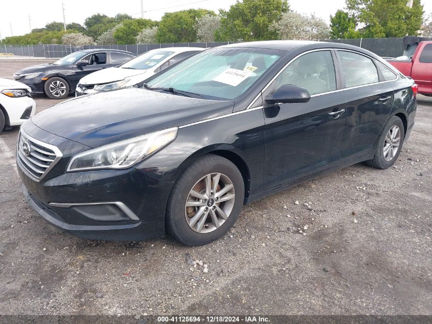 VIN 5NPE24AF7HH480255 2017 Hyundai Sonata, SE no.2