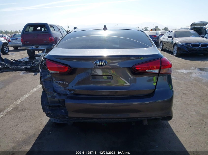 2017 KIA FORTE LX - 3KPFK4A77HE080617