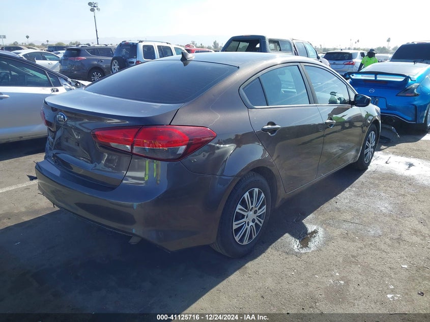 2017 KIA FORTE LX - 3KPFK4A77HE080617